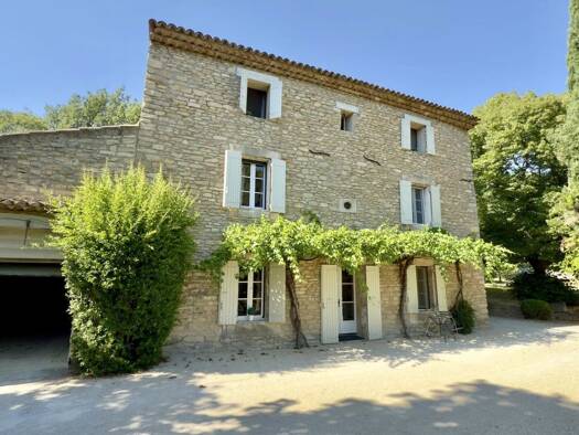 Einfamilienhaus zum Kauf 1.450.000 € 350 m² 11.025 m² Grundstück GOULT 84220