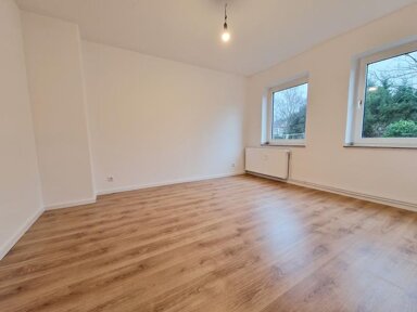 Wohnung zur Miete 395 € 2 Zimmer 47 m² Quellstraße 8 Borbeck Oberhausen 46117