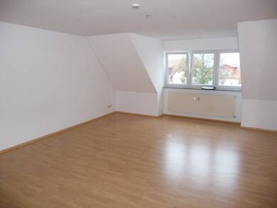 Wohnung zur Miete 520 € 2 Zimmer 75 m² Dachgeschoss, 2. Geschoss frei ab sofort Waren Waren 17192