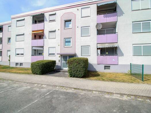 Wohnung zum Kauf 219.000 € 5 Zimmer 93,8 m² 1. Geschoss Schloß Neuhaus Paderborn 33104