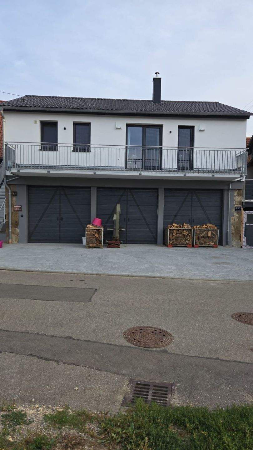 Immobilie in Abtsgmünd - 2 Häuser! Saniertes Bauernhaus u. stylischer Neubau - für große Familien oder zur Vermietung! - Bild 1