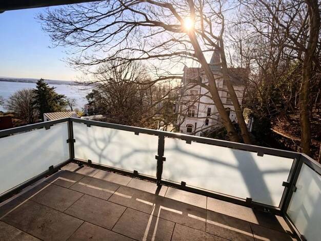 Penthouse zur Miete 1.600 € 3 Zimmer 86 m² 2. Geschoss Blankenese Hamburg 22587