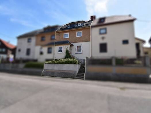 Reihenmittelhaus zum Kauf 39.000 € 4 Zimmer 87 m² 248 m² Grundstück frei ab sofort Zella-Mehlis 98544