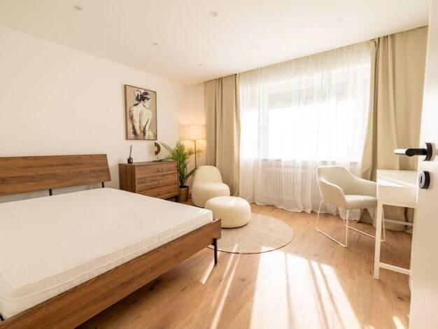 WG-Zimmer zur Miete auf Zeit 590 € 92 m² EG Garmischer Straße 193 Sendling-Westpark München 81377