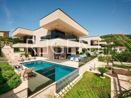 Villa zum Kauf 2.300.000 € 5 Zimmer 3 m² Marina 21222