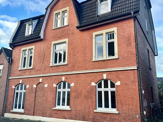 Wohnung zur Miete 850 € 5 Zimmer 100 m² Dachgeschoss Rheine 48429