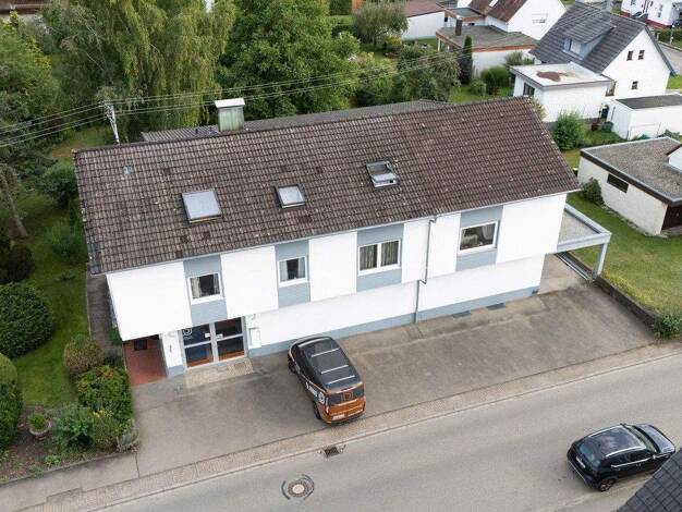 Mehrfamilienhaus zum Kauf provisionsfrei 695.000 € 15 Zimmer 434 m² 504 m² Grundstück Lauffen Deißlingen 78652