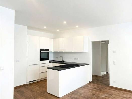 Wohnung zum Kauf 320.000 € 4 Zimmer 87 m² Südstadt Fürth 90763