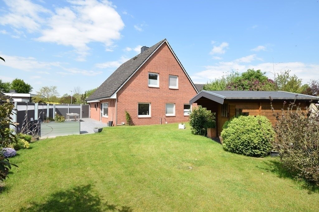 Einfamilienhaus zum Kauf 460.000 € 5 Zimmer 155 m²<br/>Wohnfläche 681 m²<br/>Grundstück Krumbeck Stockelsdorf 23617