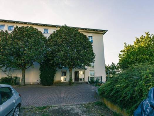 Wohnung zur Miete 799 € 3 Zimmer 78,1 m² 2. Geschoss frei ab 10.03.2026 Uhlandstraße 64 Grünstadt 67269