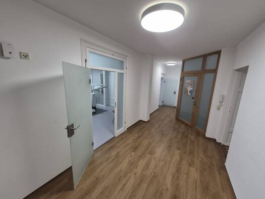 Büro zur Miete provisionsfrei 2.750 € 12 Zimmer 275 m² Bürofläche Friedrich-Ebert-Straße 23 Eisenberg 07607