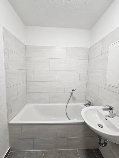 Studio zur Miete 425 € 3 Zimmer 70,1 m² 10. Geschoss Nicolaistraße 3 Innenstadt Zwickau 08056