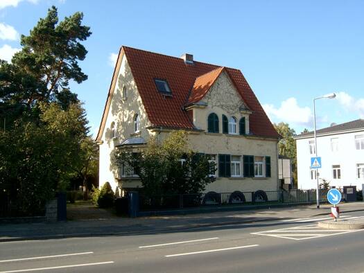 Wohnung zur Miete 800 € 3,5 Zimmer 90 m² Geschoss 1/2 frei ab 01.04.2026 Kirchrode Hannover 30559