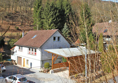 Haus zum Kauf 189.000 € 7 Zimmer 155,8 m² 692 m² Grundstück frei ab sofort Biberschlag Schleusegrund 98666