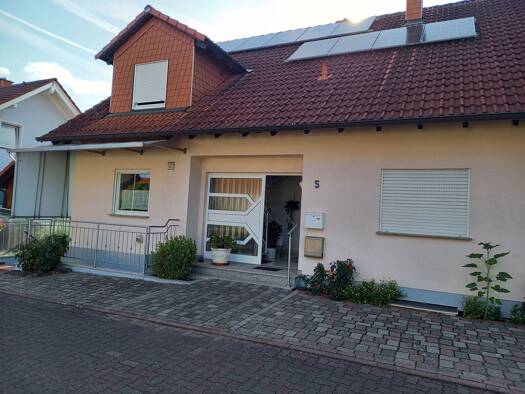 Wohnung zur Miete 930 € 3 Zimmer 93 m² Geschoss -2/1 frei ab 01.09.2026 Maikammer 67487