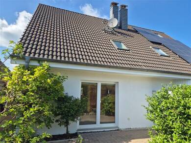 Doppelhaushälfte zum Kauf 444.000 € 5 Zimmer 118 m² 277 m² Grundstück frei ab 01.07.2025 Laboe 24235
