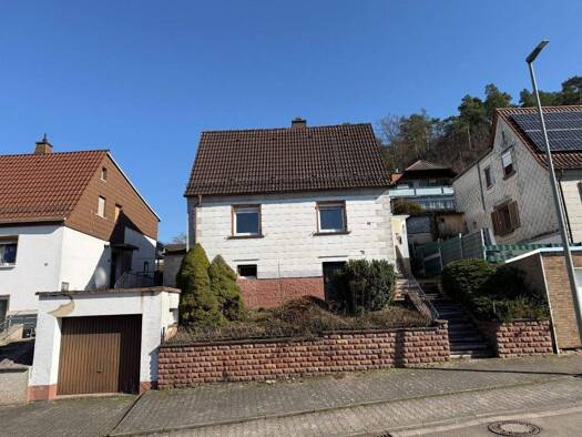 Einfamilienhaus zum Kauf 229.000 € 8 Zimmer 151 m² 461 m² Grundstück frei ab 01.03.2026 Otterbach 67731