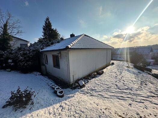 Bungalow zum Kauf 390.000 € 3,5 Zimmer 91 m² 926 m² Grundstück Kluftern Friedrichshafen 88048