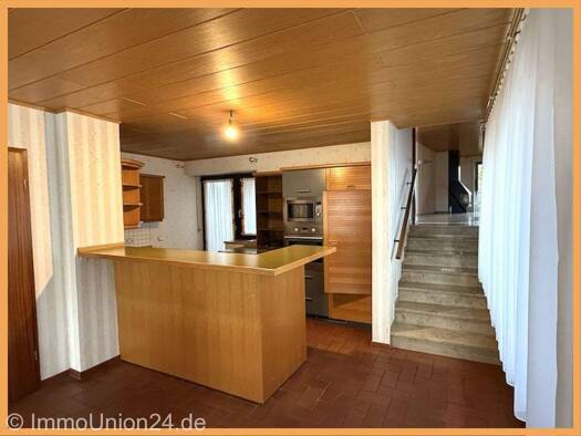 Einfamilienhaus zum Kauf 385.000 € 5 Zimmer 151 m² 147 m² Grundstück frei ab sofort Weißenburg Weißenburg i. Bay. 91781