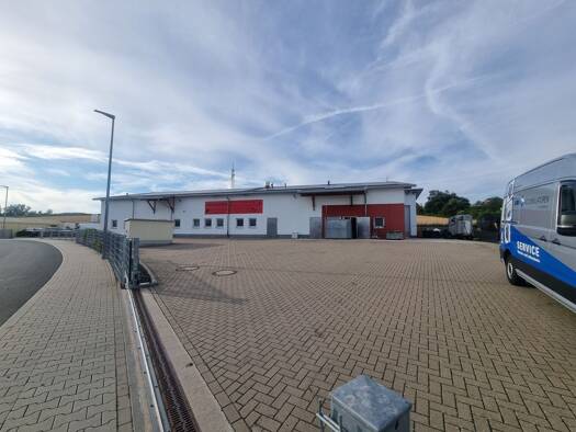 Produktionshalle zum Kauf 2.200.000 € 800 m² Lagerfläche Niederbiel Solms 35606
