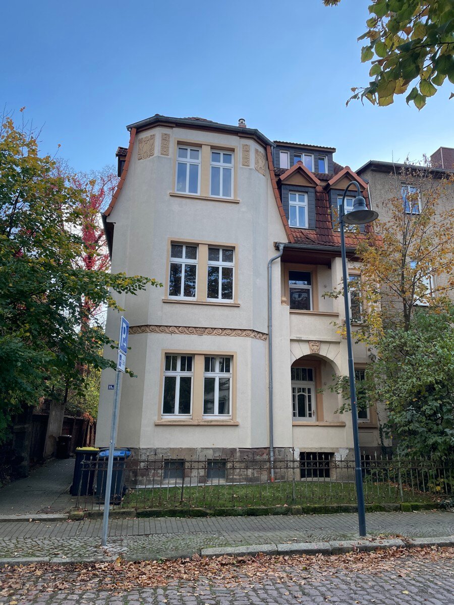 Mehrfamilienhaus zum Kauf als Kapitalanlage geeignet 385.000 € 358 m²<br/>Wohnfläche 709 m²<br/>Grundstück Naumburg Naumburg 06618