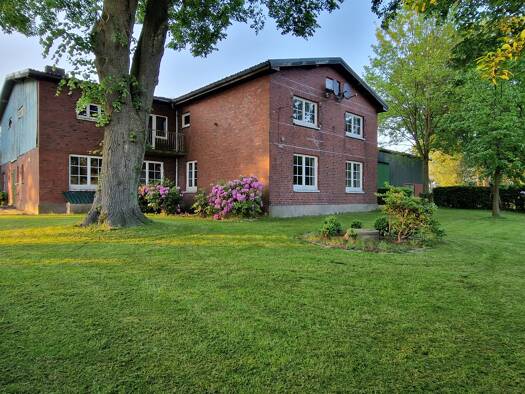 Bauernhaus zum Kauf provisionsfrei 595.000 € 6 Zimmer 200 m² 10.000 m² Grundstück Grabau 23845