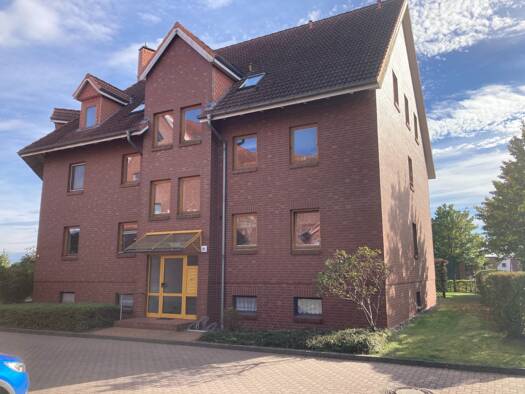 Wohnung zur Miete 390 € 2 Zimmer 50 m² Malchin 17139