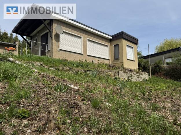 Haus zum Kauf 49.500 € 2 Zimmer 36,8 m² 990 m² Grundstück Eisenberg Eisenberg 07607