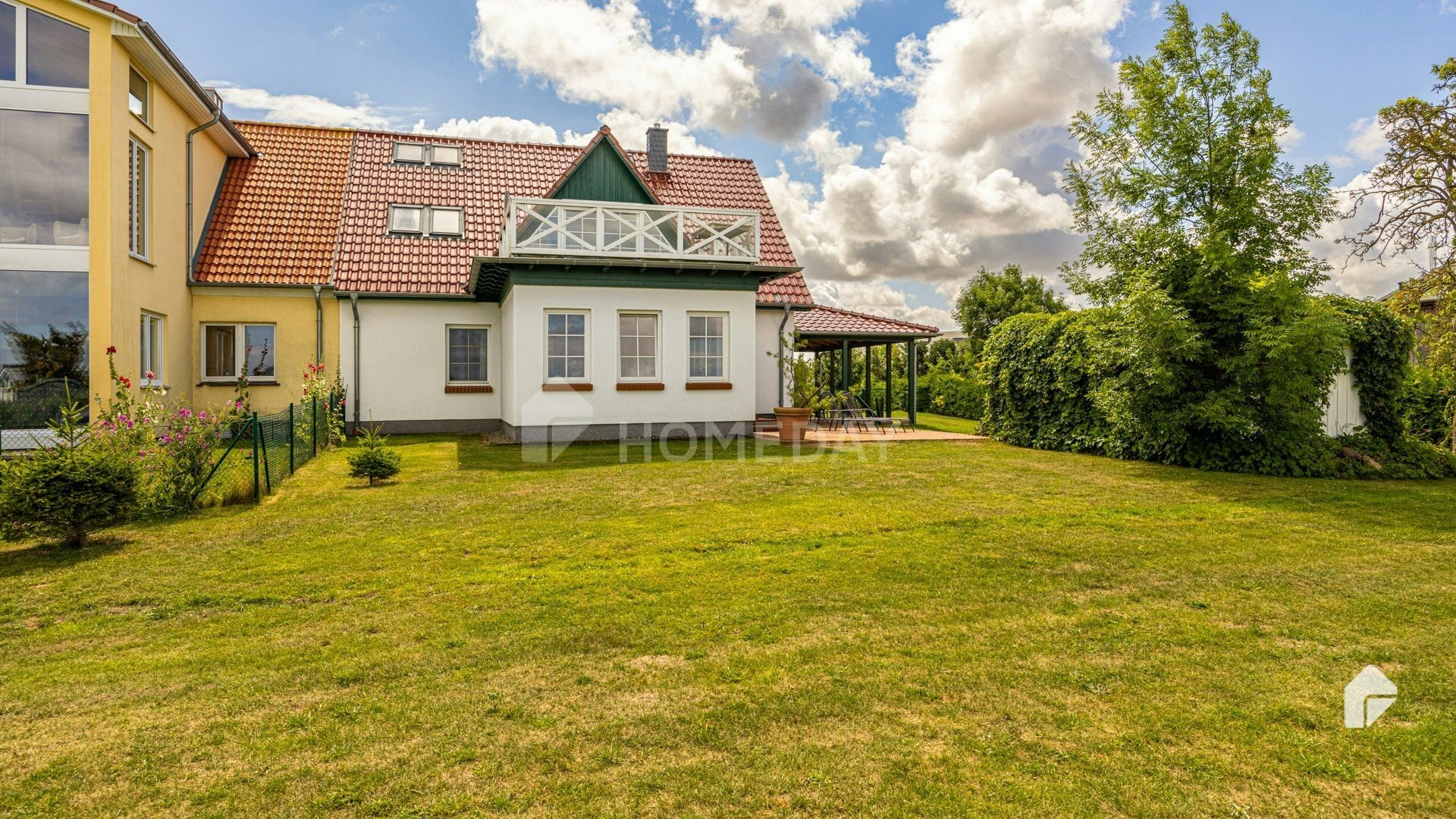 Mehrfamilienhaus zum Kauf 420.000 € 6 Zimmer 160 m²<br/>Wohnfläche 1.040 m²<br/>Grundstück ab sofort<br/>Verfügbarkeit Neuendorf Neuendorf 18317