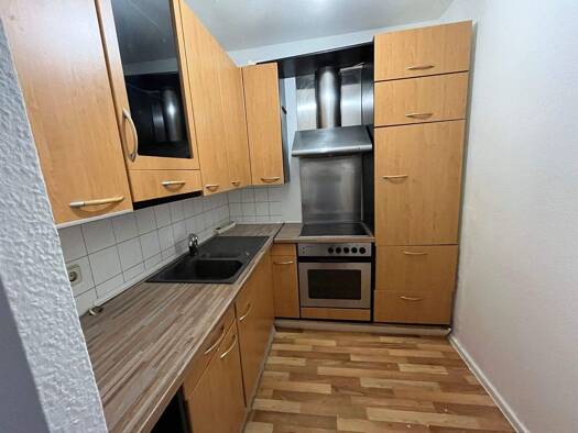Wohnung zur Miete 332 € 2 Zimmer 53,5 m² 1. Geschoss frei ab sofort Gewandhausstraße 14-16 Innenstadt Zwickau 08056