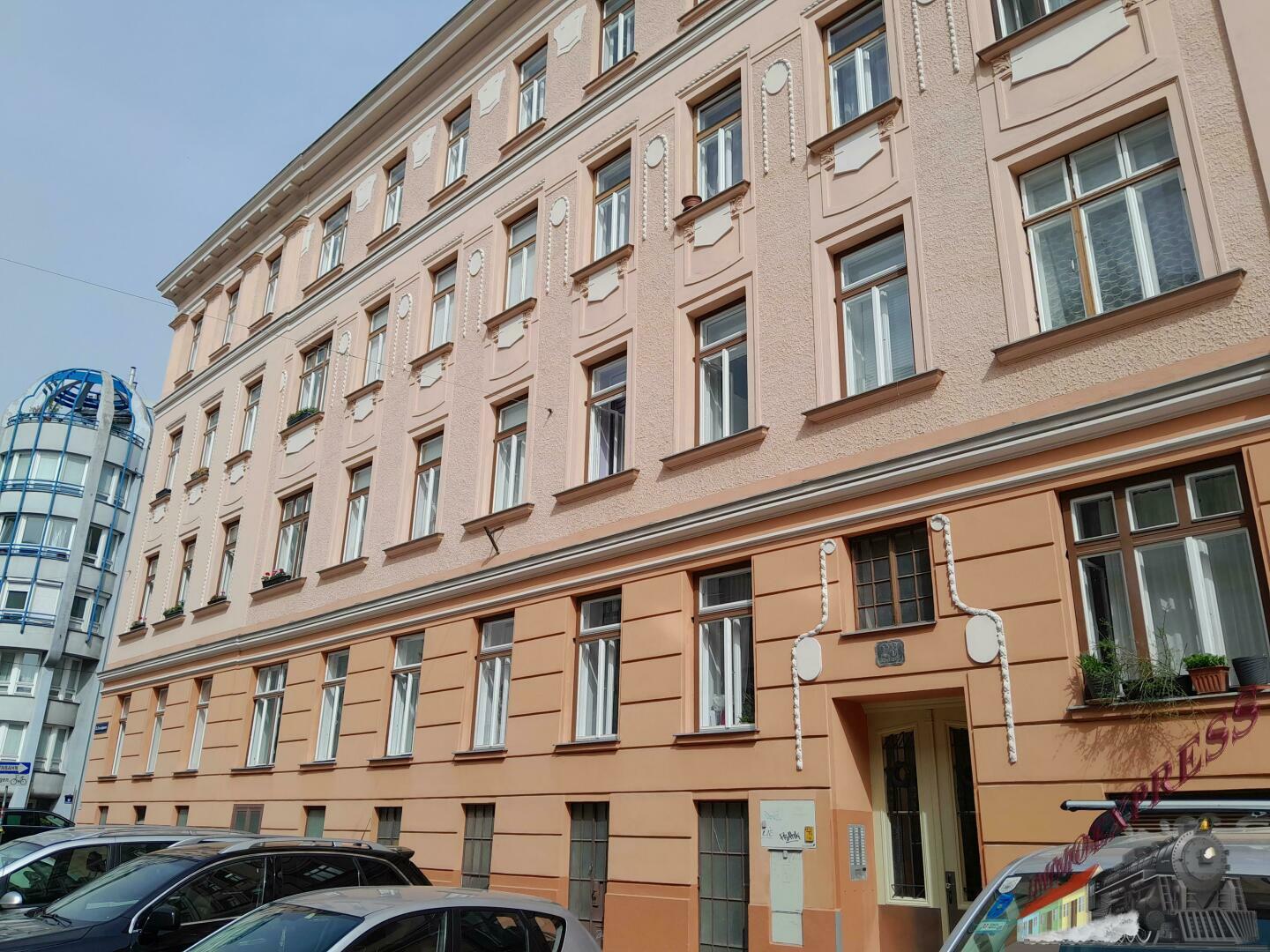 Immobilie zum Kauf als Kapitalanlage geeignet 2.252,4 m²<br/>Fläche Wien 1150