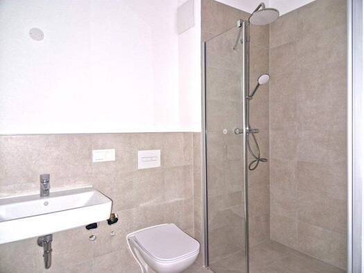 Wohnung zur Miete - Erstbezug 767 € 3 Zimmer 66,7 m² frei ab sofort Innenstadt Halle (Saale) 06112