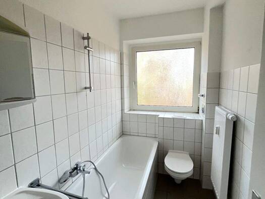 Wohnung zur Miete 539 € 2,5 Zimmer 64 m² 1. Geschoss frei ab 16.01.2026 Alte Kieler Landstraße 83 Rendsburg 24768