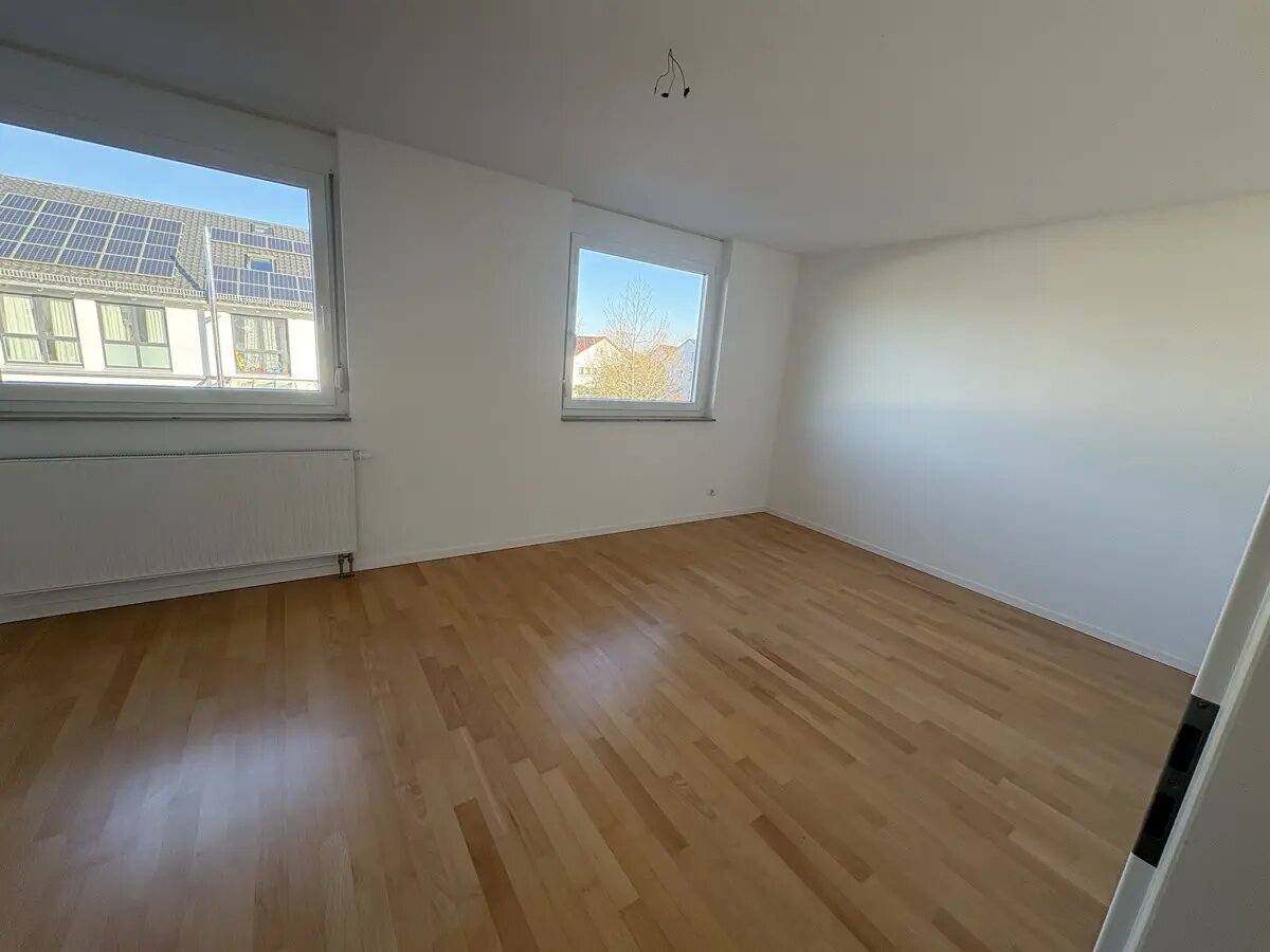 Haus zur Miete 900 € 4,5 Zimmer 132 m²<br/>Wohnfläche 155 m²<br/>Grundstück Primelweg 1/ Löchgau 74369