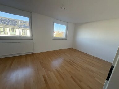 Haus zur Miete 900 € 4,5 Zimmer 132 m² 155 m² Grundstück Primelweg 1/ Löchgau 74369