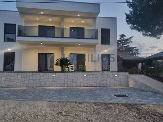 Einfamilienhaus zum Kauf - Erstbezug 1.250.000 € 9 Zimmer 318 m² Pašman 23264