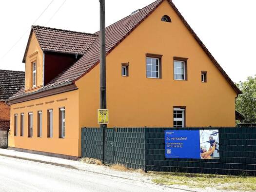 Einfamilienhaus zum Kauf 299.990 € 9 Zimmer 240 m² 1.584 m² Grundstück Gühlen Glienicke 16818