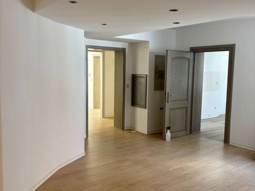 Wohnung zur Miete 1.080 € 4 Zimmer 109 m² 1. Geschoss frei ab 01.08.2026 Kitzingen 97318