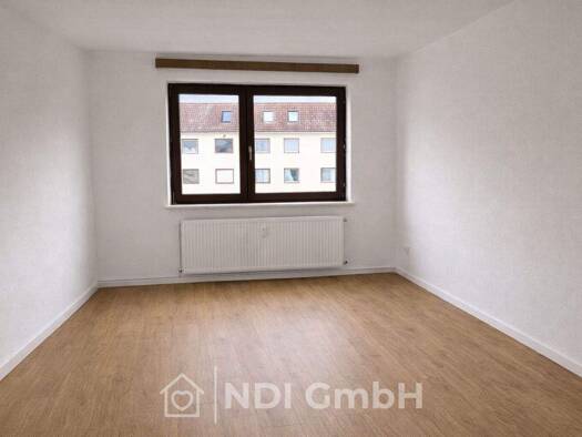 Wohnung zur Miete 650 € 3 Zimmer 64,9 m² 1. Geschoss frei ab 01.04.2026 Glückstadt 25348