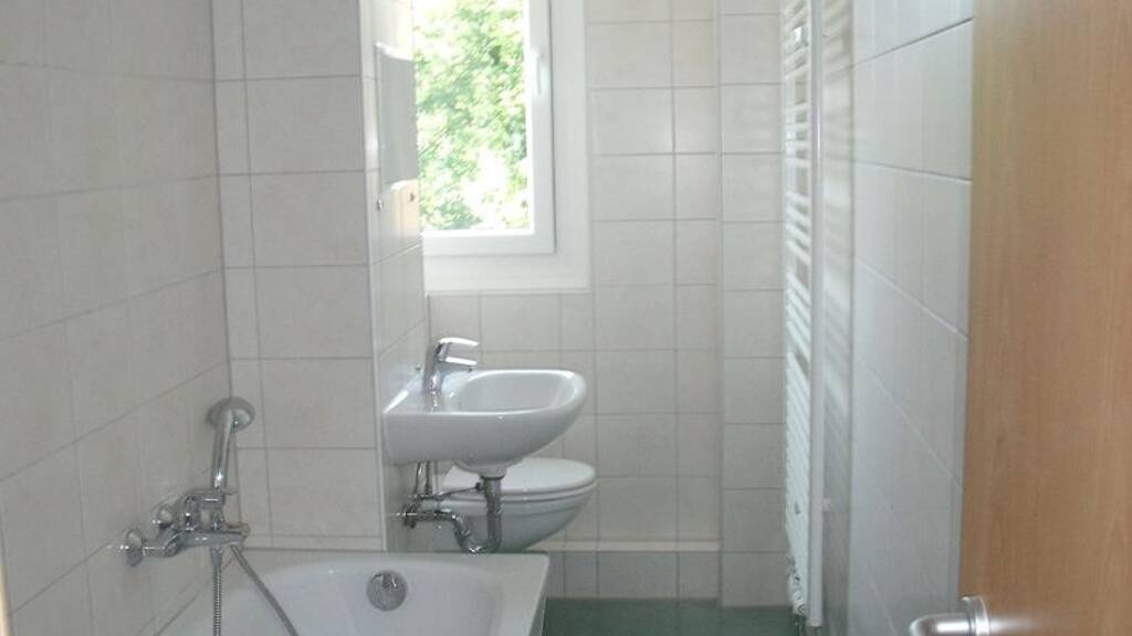 Studio zur Miete 380 € 1 Zimmer 42,7 m² 5. Geschoss Bergstraße 5 Altstadt Halle 06108