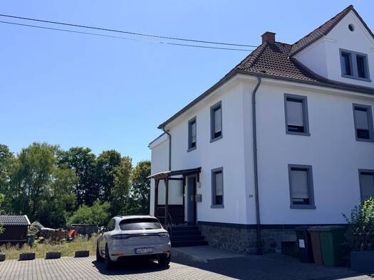 Doppelhaushälfte zum Kauf 349.000 € 7 Zimmer 202 m² 693 m² Grundstück frei ab sofort Mogendorf 56424