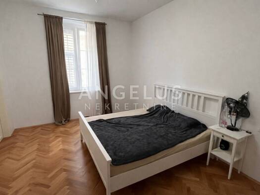 Wohnung zur Miete 1.000 € 4 Zimmer 94 m² 1. Geschoss Center