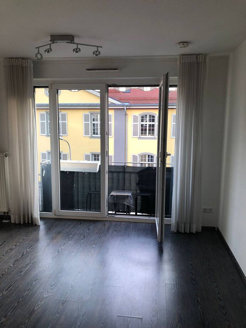 Wohnung zur Miete 560 € 1 Zimmer 25 m² Geschoss 3/4 Altstadt - Mitte Freiburg im Breisgau 79098
