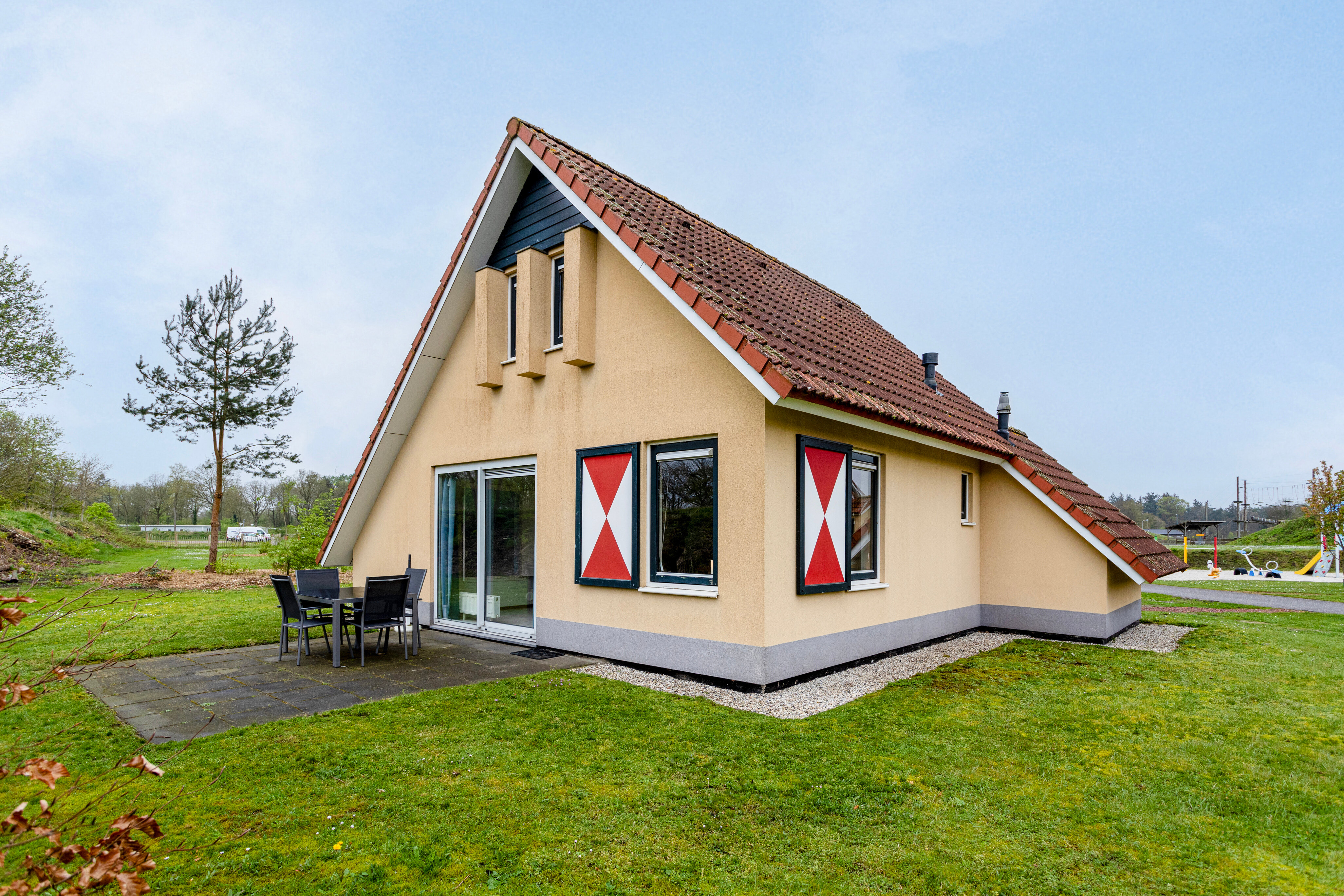 Haus zum Kauf provisionsfrei 180.000 € 4 Zimmer 83 m²<br/>Wohnfläche 682 m²<br/>Grundstück ab sofort<br/>Verfügbarkeit Oranjekanaal NZ 10 02 Wezuperbrug