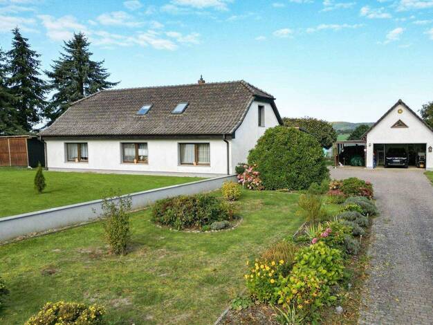 Einfamilienhaus zum Kauf 240.000 € 7 Zimmer 177,2 m² 2.051,2 m² Grundstück frei ab 01.04.2026 Mildenitz Woldegk 17348