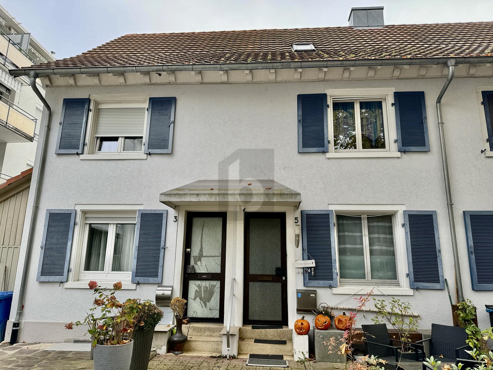 Reihenmittelhaus zum Kauf 398.000 € 5,5 Zimmer 98 m²<br/>Wohnfläche 126 m²<br/>Grundstück Weil am Rhein Weil am Rhein 79576