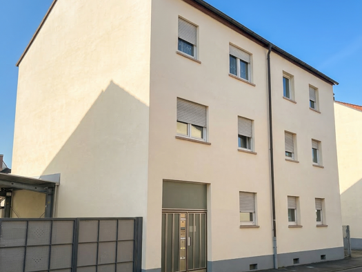 Mehrfamilienhaus zum Kauf als Kapitalanlage geeignet 910.000 € 16 Zimmer 310 m² 390 m² Grundstück Damm Aschaffenburg 63741