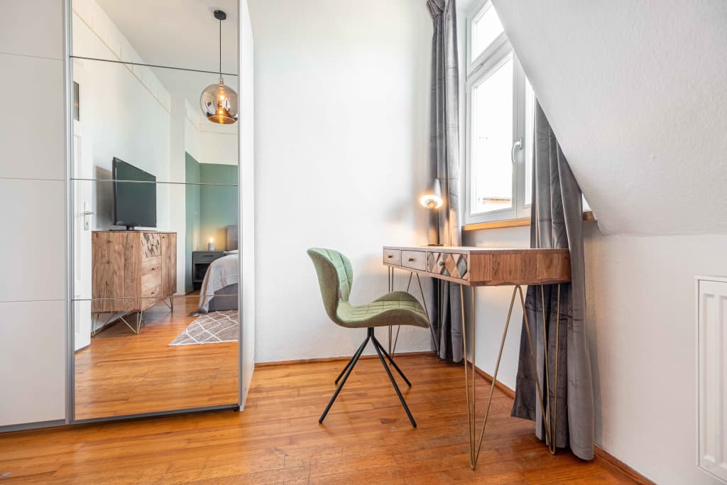 Wohnung zur Miete Wohnen auf Zeit 1.052 € 3 Zimmer 10 m²<br/>Wohnfläche 04.03.2025<br/>Verfügbarkeit Nymphenburger Straße 107a St. Vinzenz München 80636