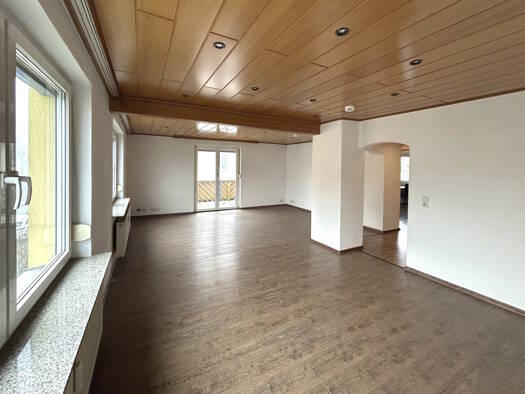 Wohnung zur Miete 1.100 € 4,5 Zimmer 107 m² 1. Geschoss Giengen 89537