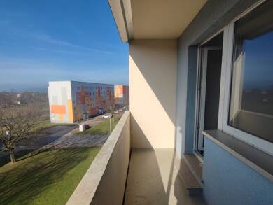 Wohnung zur Miete 353 € 4 Zimmer 72 m² 3. Geschoss Karl-Liebknecht-Straße 67 Sangerhausen Sangerhausen 06526